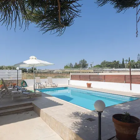 Moderne Ferienvilla Fuer 11 Personen Ferienhaus