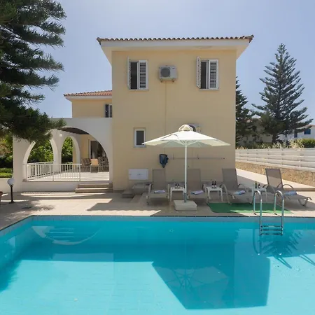 Moderne Ferienvilla Fuer 11 Personen Ferienhaus