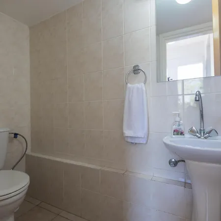 Ferienhaus Moderne Ferienvilla Fuer 11 Personen *