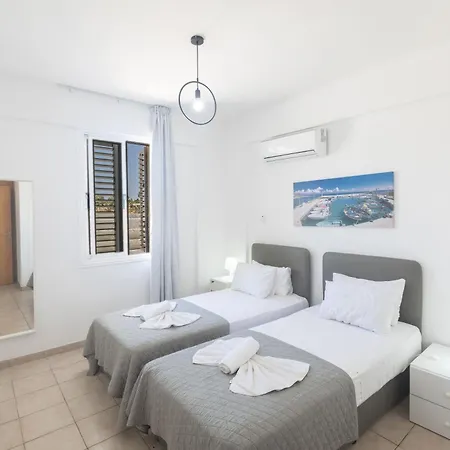 Ferienhaus Moderne Ferienvilla Fuer 11 Personen *