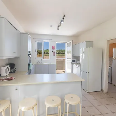 Moderne Ferienvilla Fuer 11 Personen