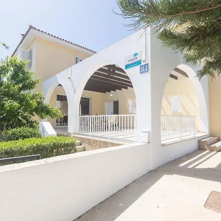 Holiday home Moderne Ferienvilla Fuer 11 Personen